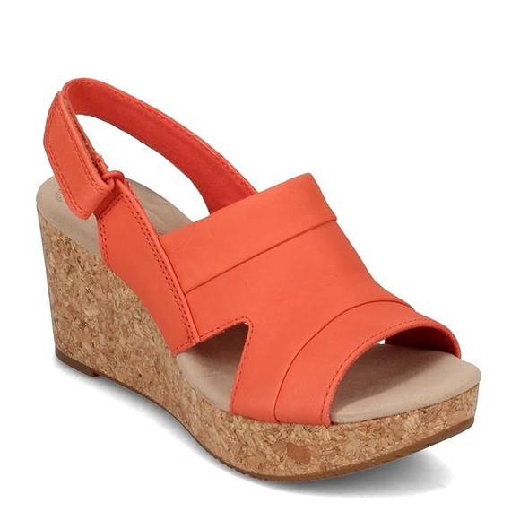 Clarks Shoes - NEW Clarks Collection Women's Annadel Ivory Wedge Sandals Nubuck Suede 9.5M